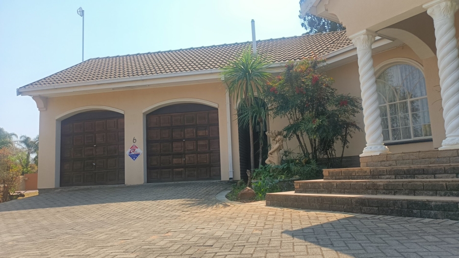4 Bedroom Property for Sale in Wilkoppies North West